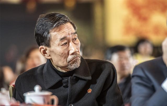 李雪健最新动态揭秘，小红书上全面更新！